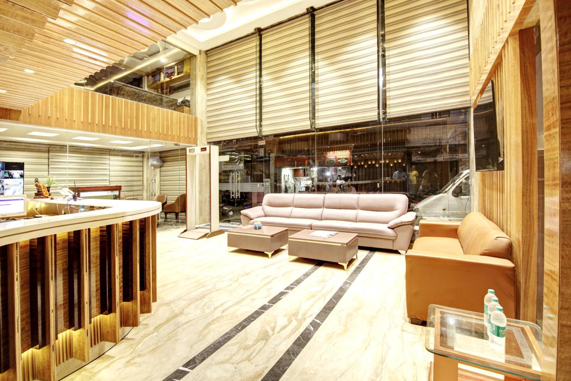 Hotel Krishna Plaza 'New Delhi' - By M S Hospitality Exterior photo